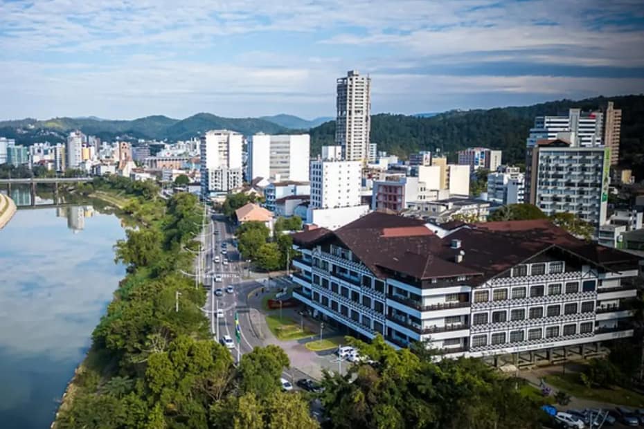 Blumenau se destaca como a cidade mais segura entre municípios de médio porte