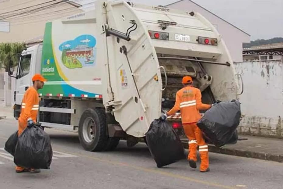 São José ajusta o horário da coleta de lixo nas vésperas do Natal e do Ano-Novo